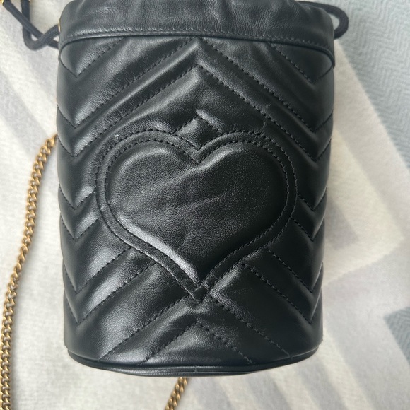 Auth Gucci bucket bag - Picture 5 of 6
